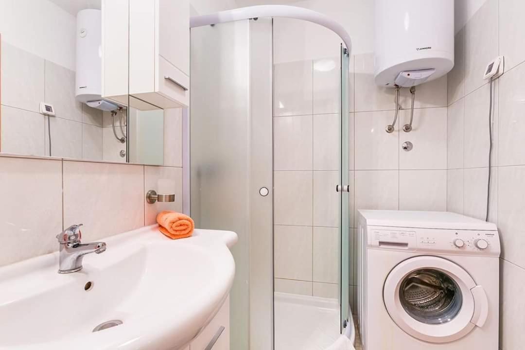מדולין Apartman Nada *** מראה חיצוני תמונה
