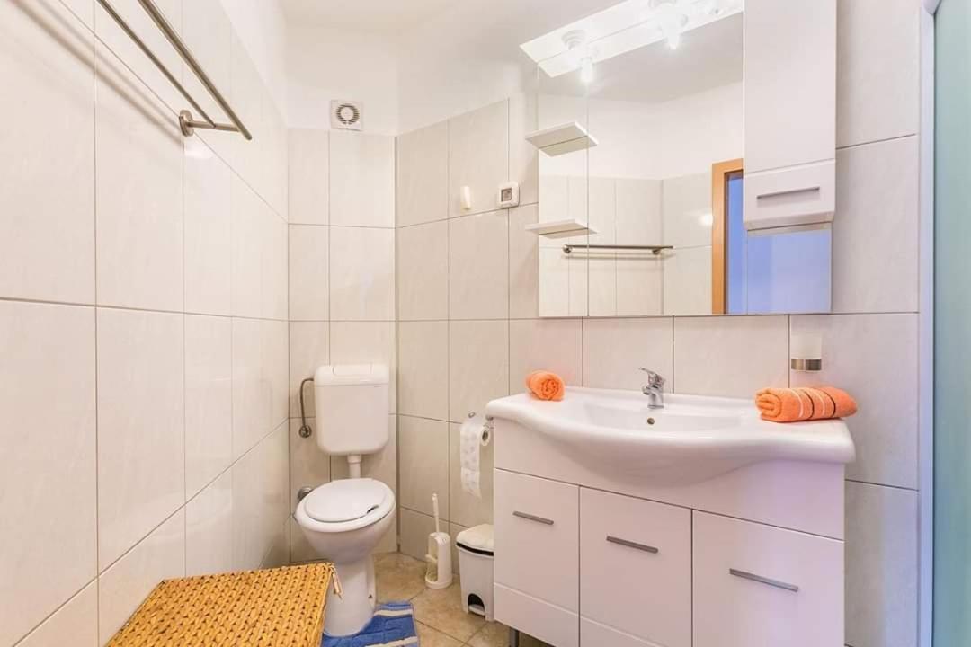 מדולין Apartman Nada *** מראה חיצוני תמונה